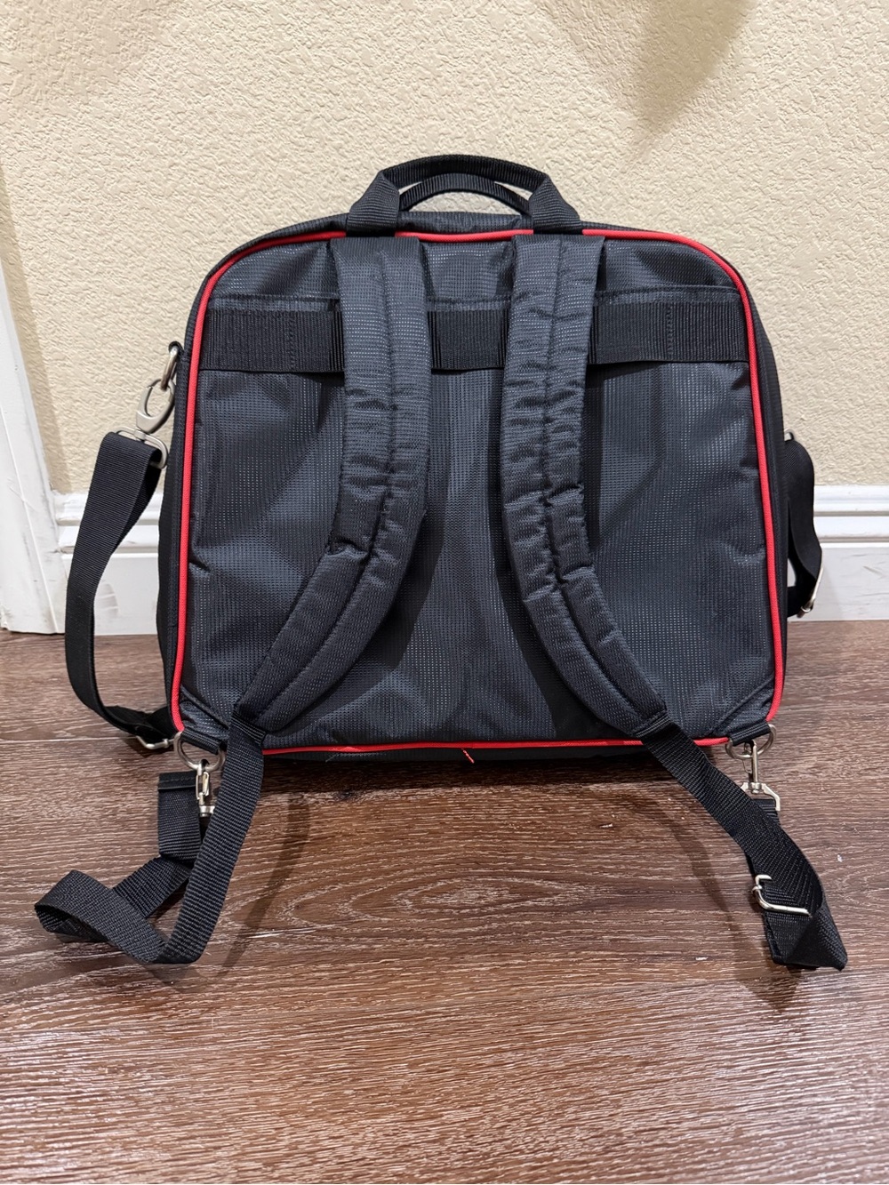 NWT BERNINA Black Travel Bag / backpack with Red Trim - Picture 3 of 13